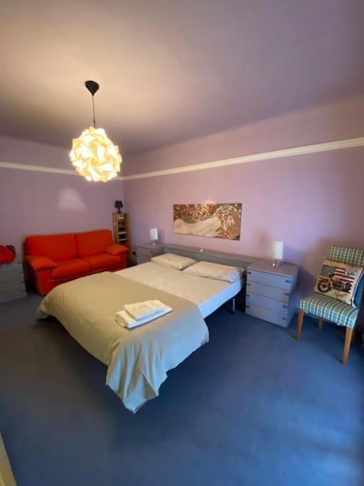 Rainbow House Lejlighed Intra Eksteriør billede